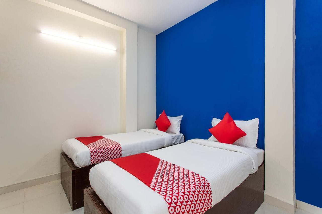 אינדורה Oyo 27862 Hotel Brooklyn מראה חיצוני תמונה