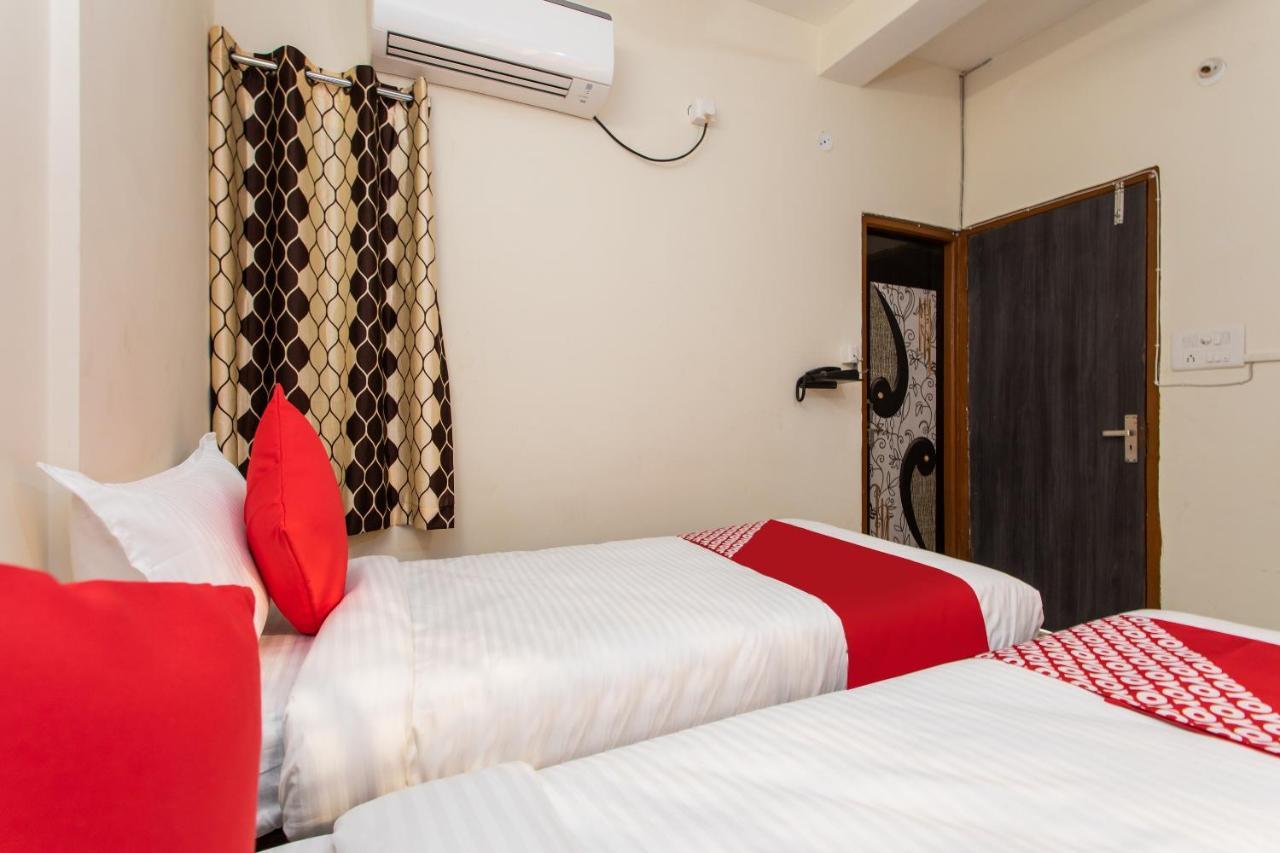 אינדורה Oyo 27862 Hotel Brooklyn מראה חיצוני תמונה