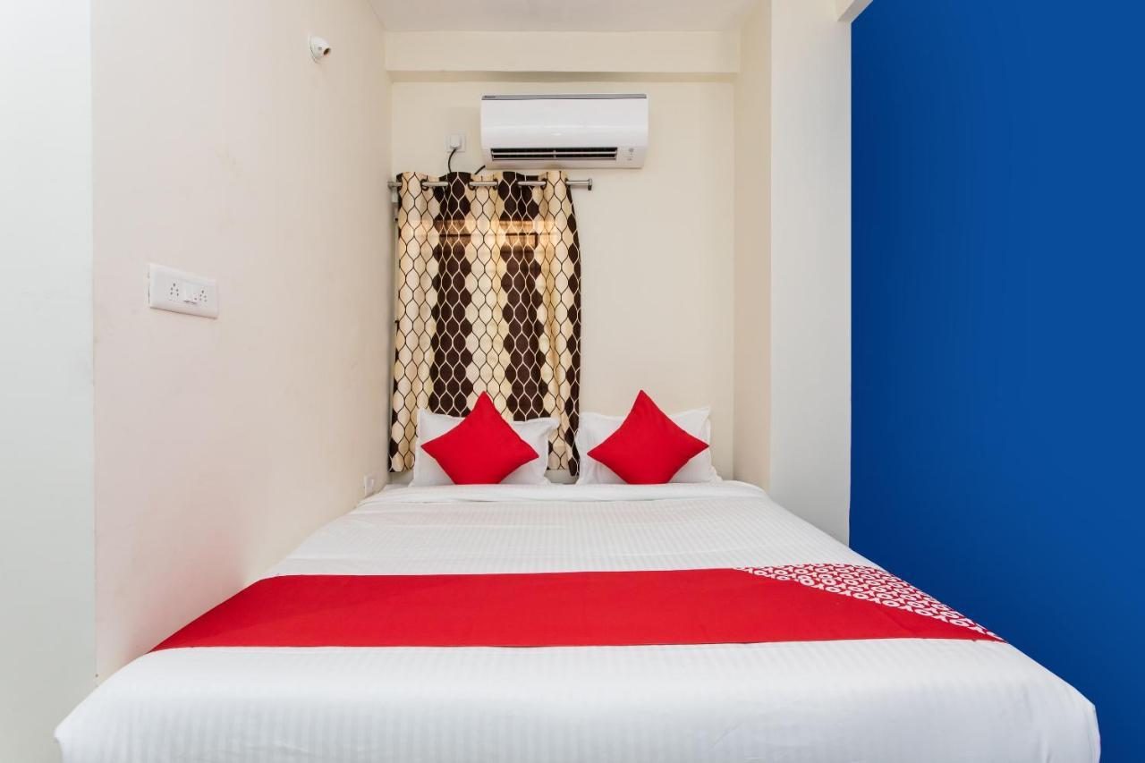אינדורה Oyo 27862 Hotel Brooklyn מראה חיצוני תמונה