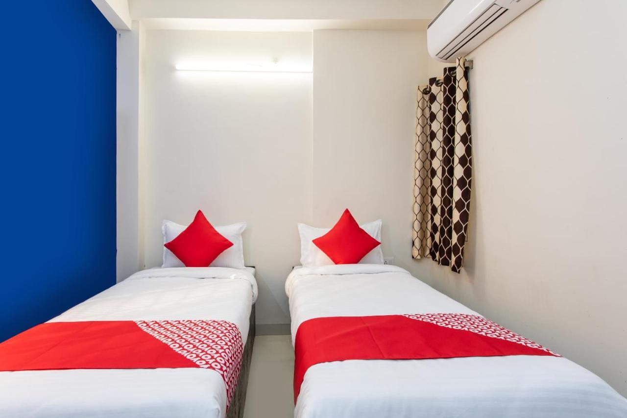 אינדורה Oyo 27862 Hotel Brooklyn מראה חיצוני תמונה